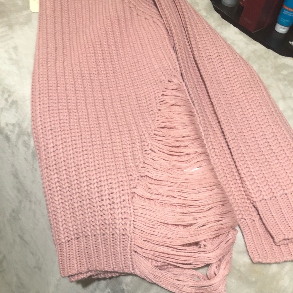 Soft and cozy yarn sweater